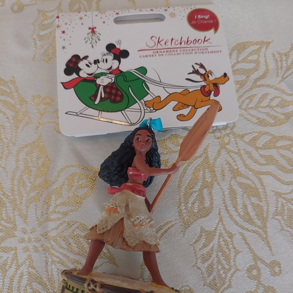 Disney Moana Ornament & Rare Elvis Stitch Ornament - Picture 4 of 7